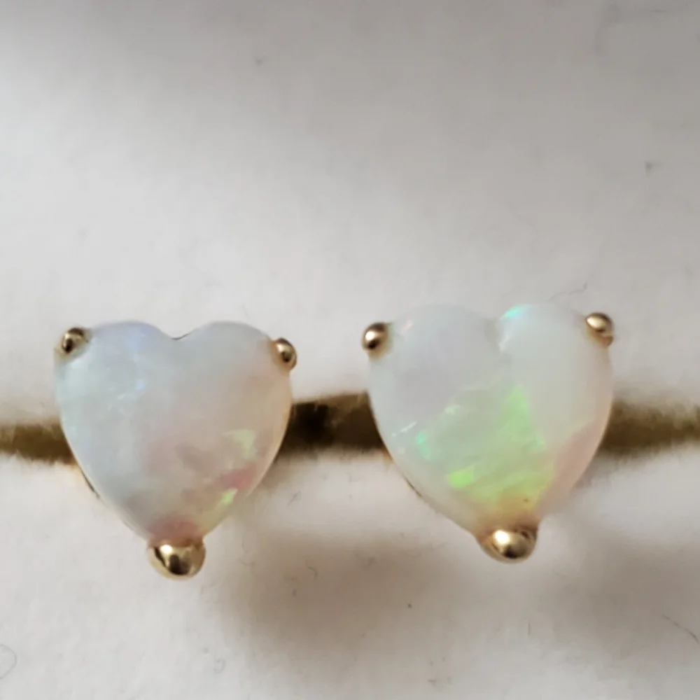 18K Gold Opal Heart Earrings - Picture 3 of 7